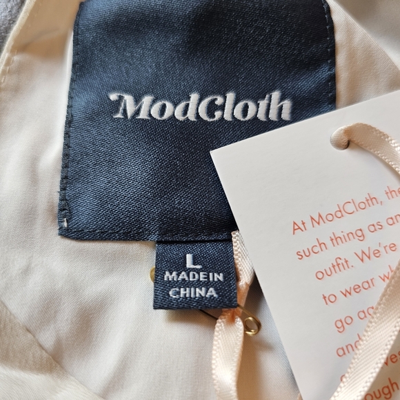 NWT Modcloth Illuminated Elegance Chiffon Halter Maxi Dress, Size L - Picture 12 of 16